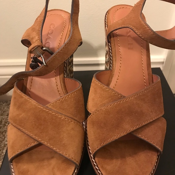 Coach Wedges - Picture 4 of 4